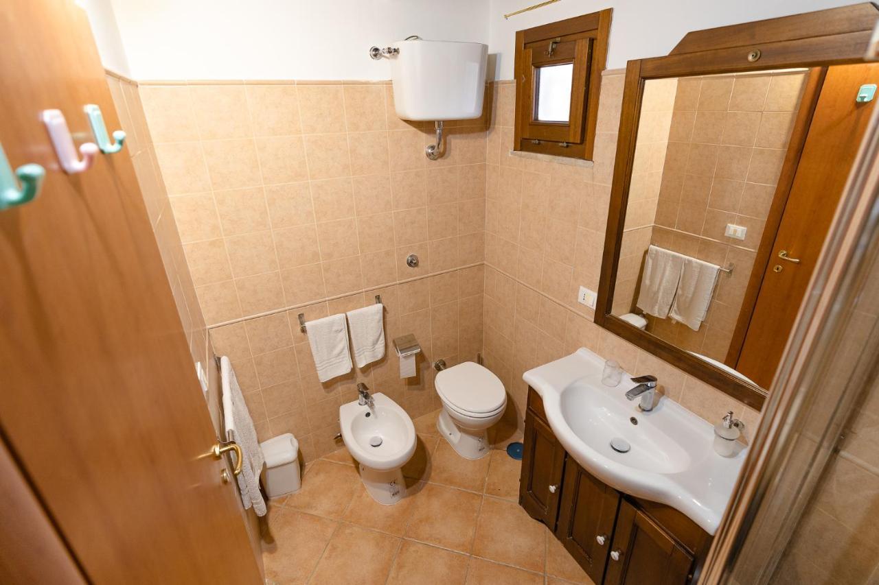 B&B Mamy Fiumicino Exteriör bild